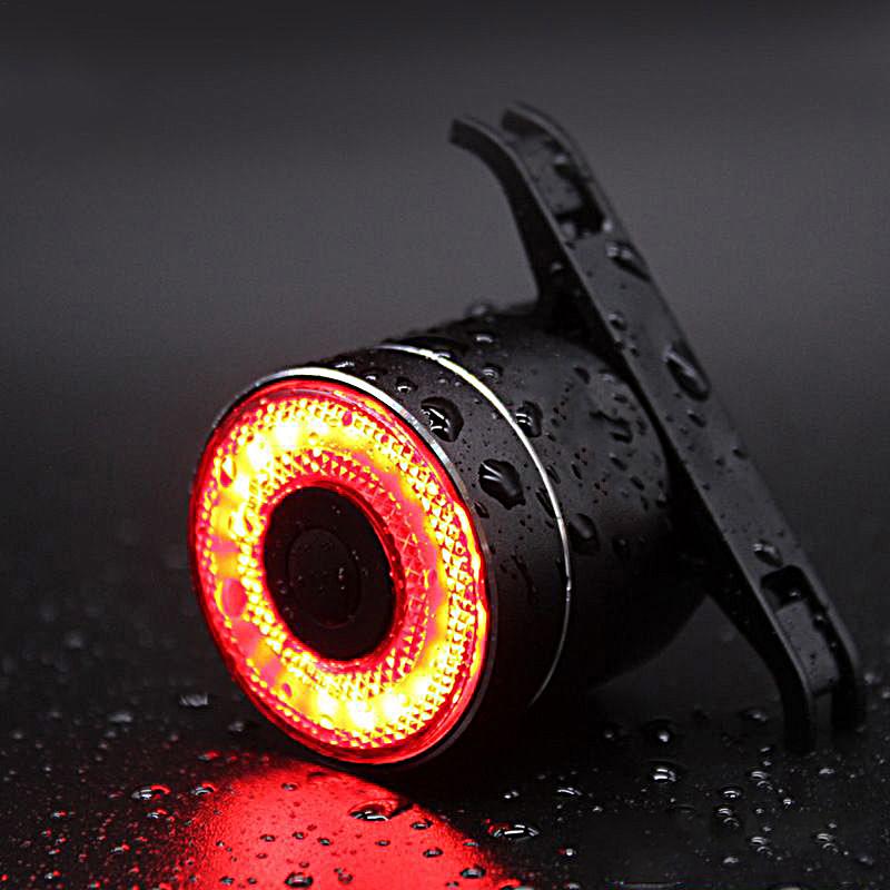 الدراجة الذيل ضوء الذكية LED ا - مراجعة Commuting With Road Bike وسعره